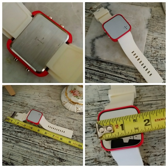 1:Face Red and White Mirror Charity Watch - Picture 4 of 5